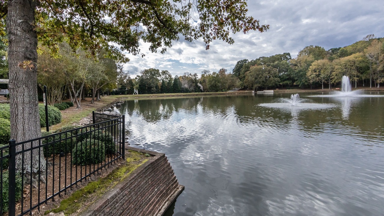 Photo of Outdoor in Raintree