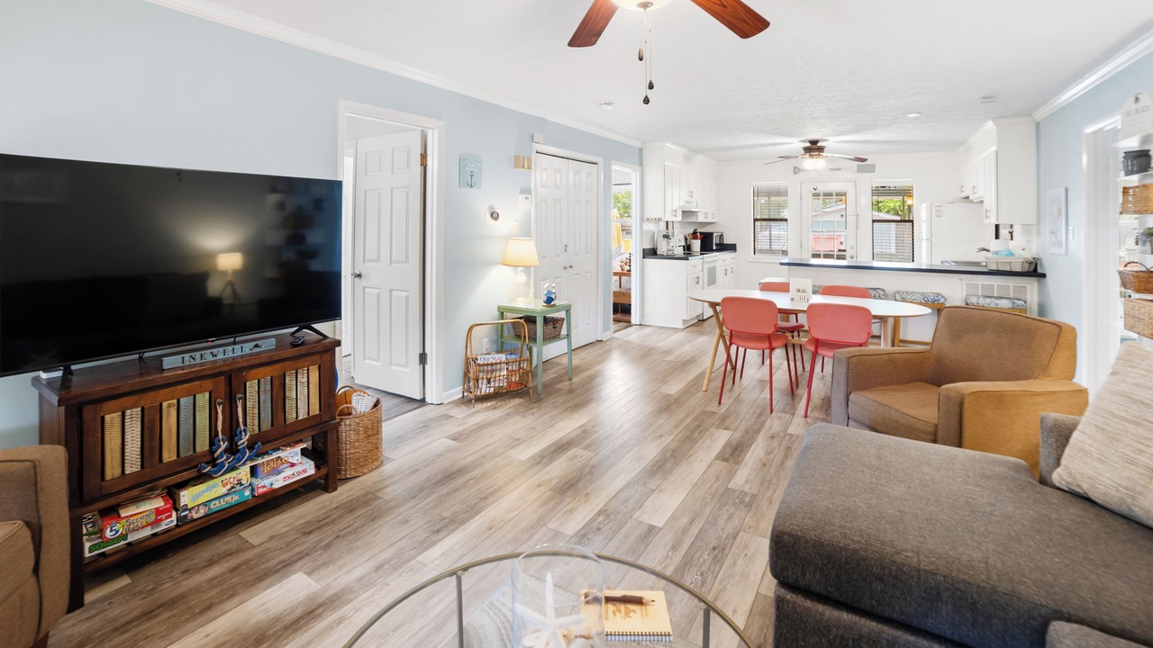 Photo of Livingroom in Tranquil Harbour