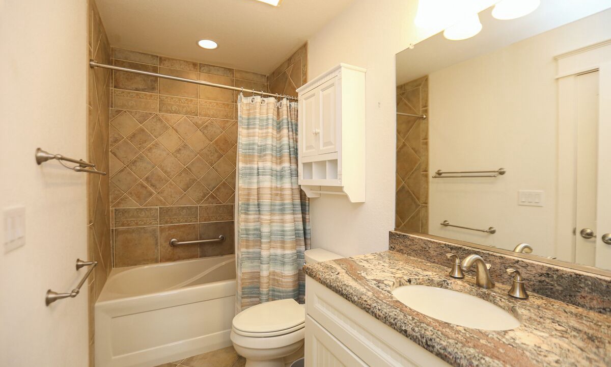 Photo of Bathroom in Carolina Dunes