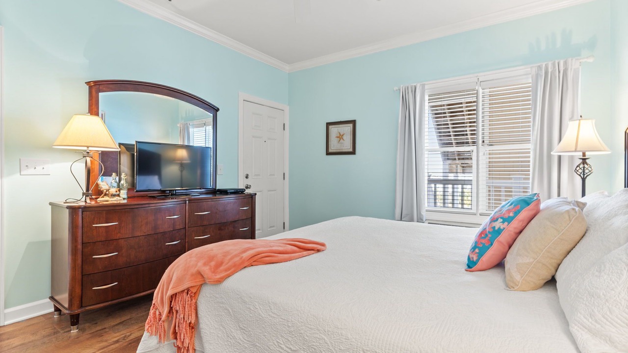 Photo of Bedroom in Ocean Isle Beach
