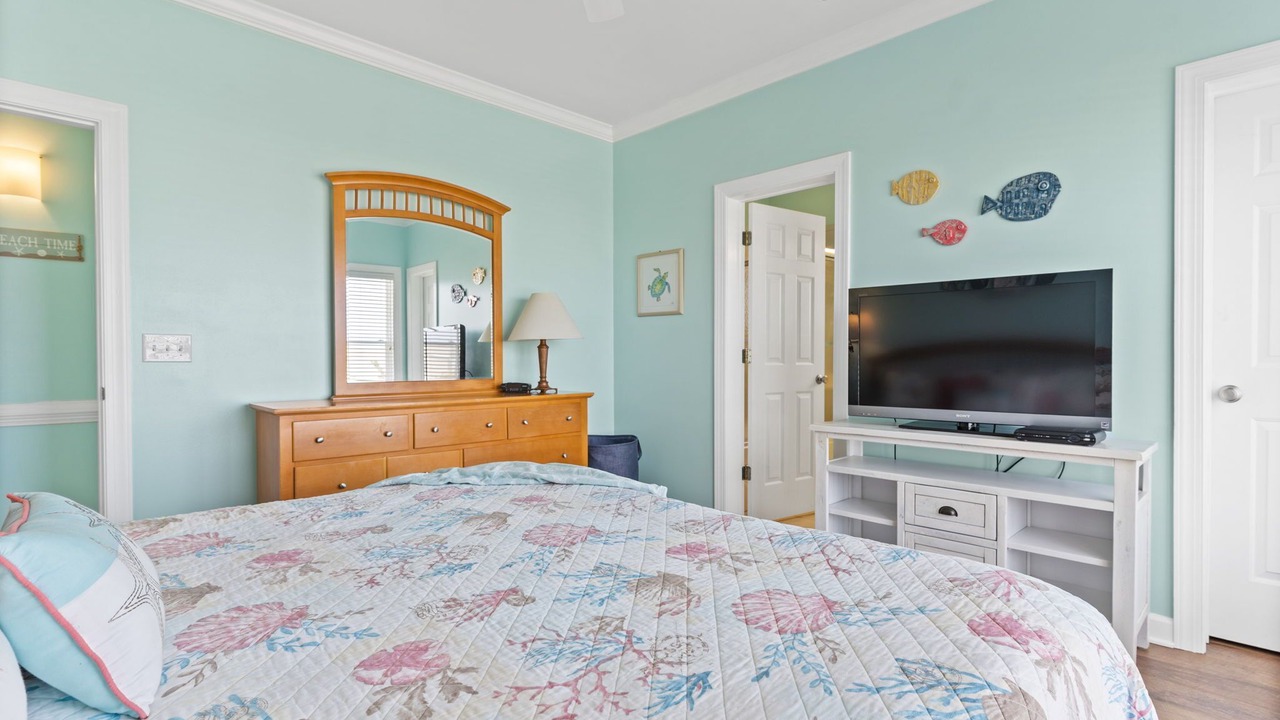 Photo of Bedroom in Ocean Isle Beach
