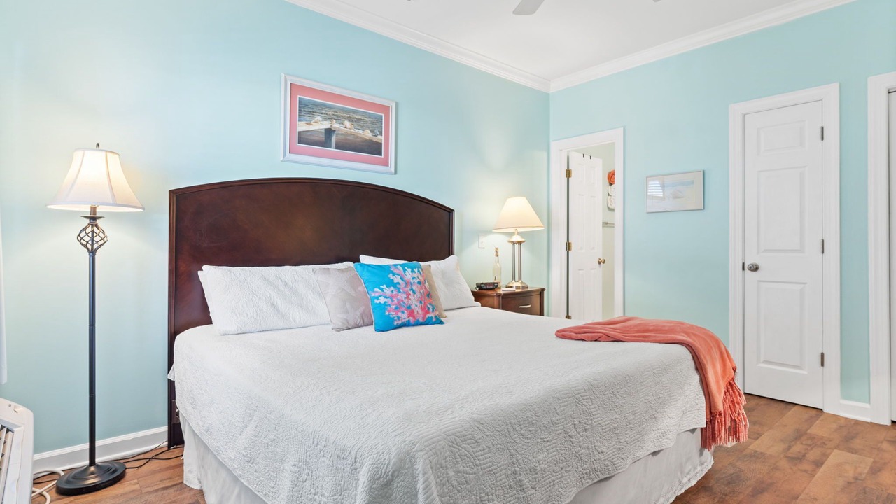 Photo of Bedroom in Ocean Isle Beach