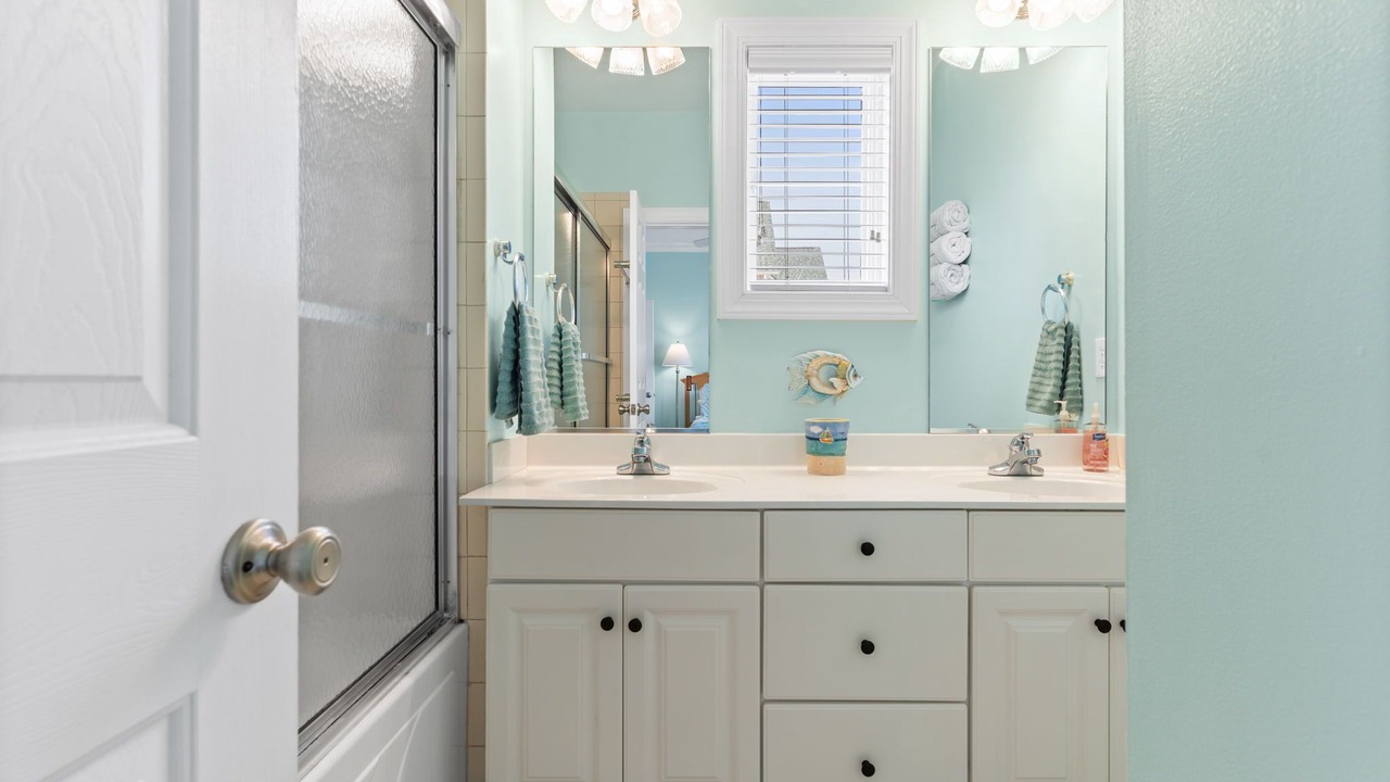 Photo of Bathroom in Ocean Isle Beach