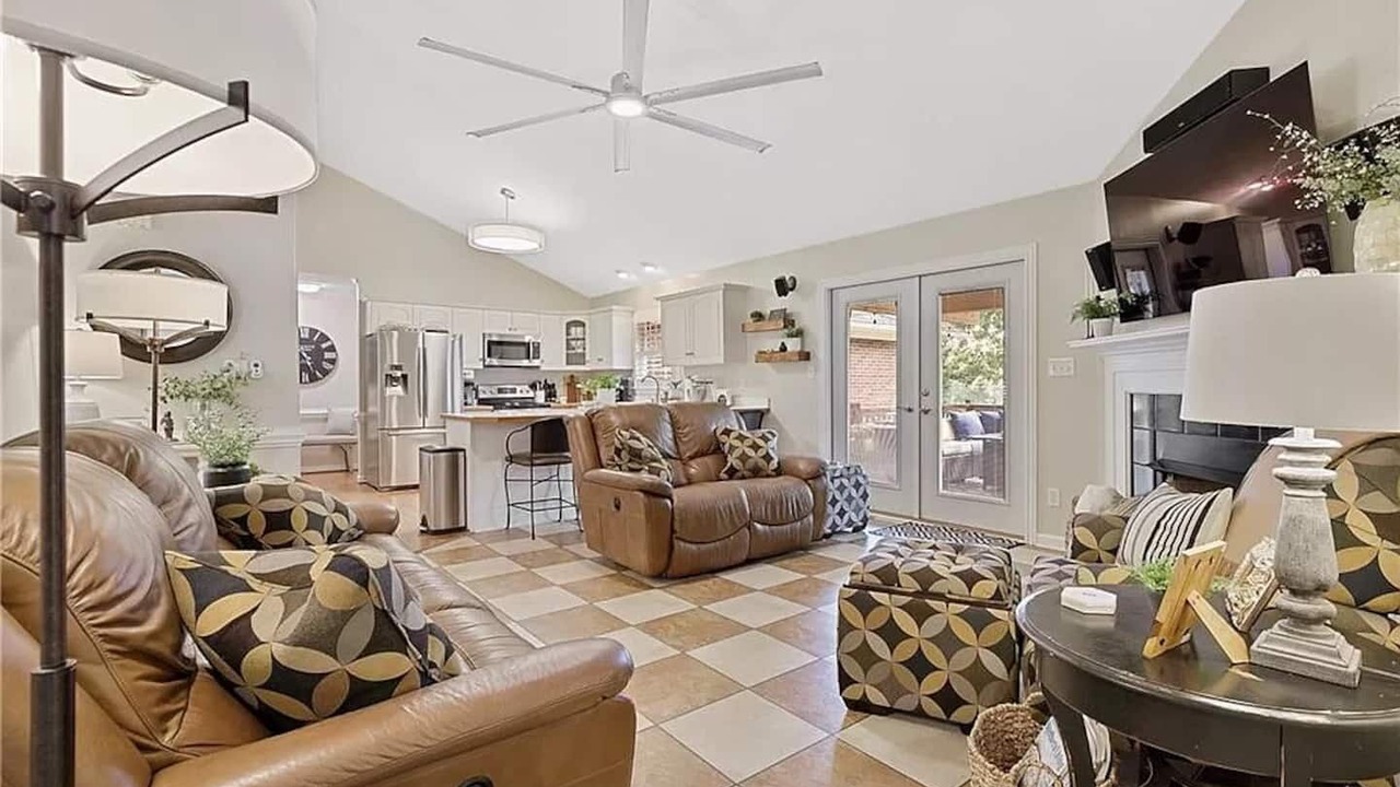 Photo of Livingroom in Greensboro