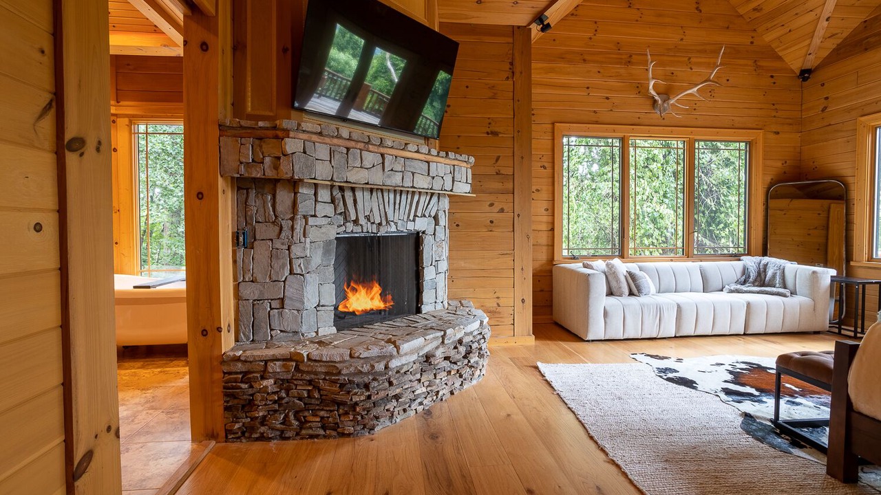 Photo of Livingroom in Waynesville