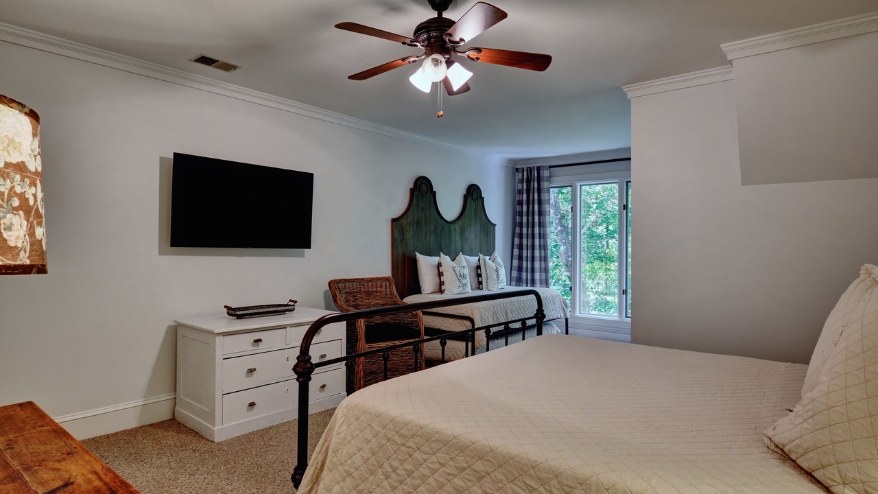 Photo of Bedroom in Sapphire