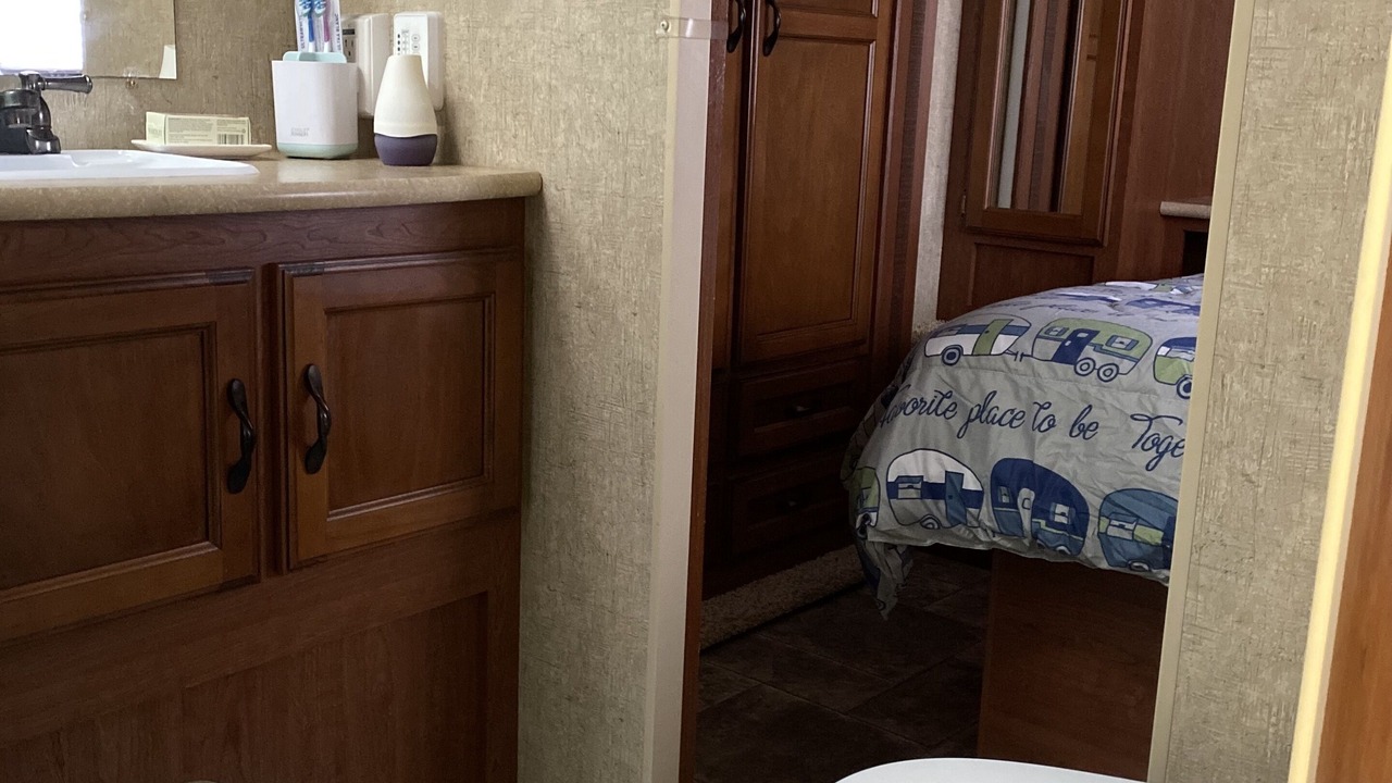 Photo of Bathroom in Ernul