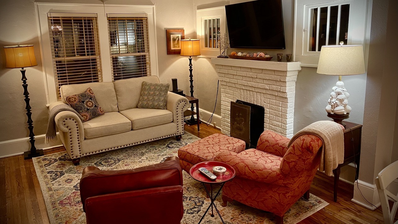Photo of Livingroom in Weaverville
