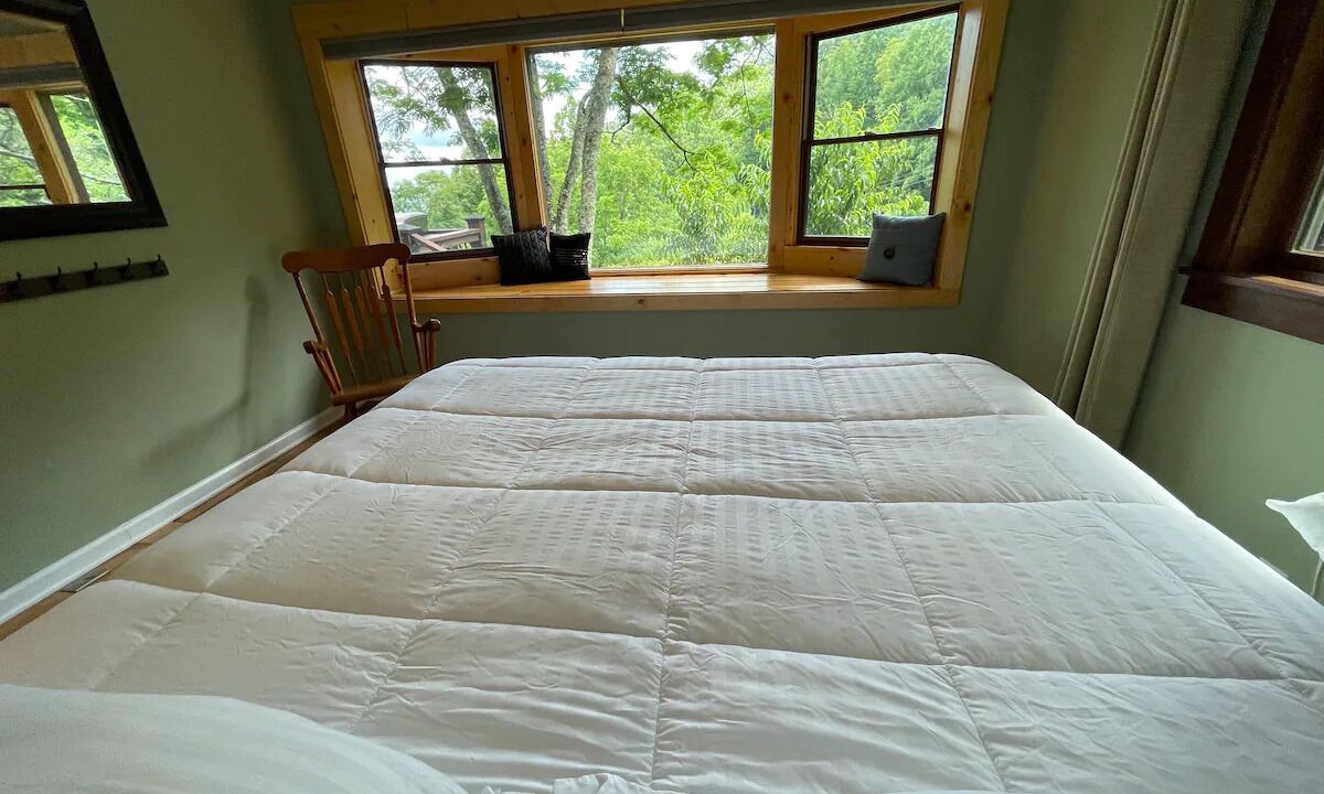 Photo of Bedroom in Apple Ridge