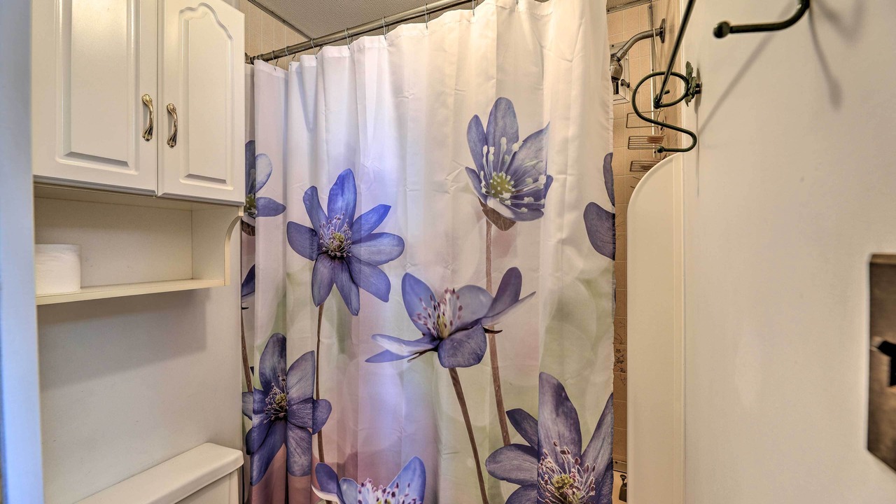 Photo of Bathroom in Oriental