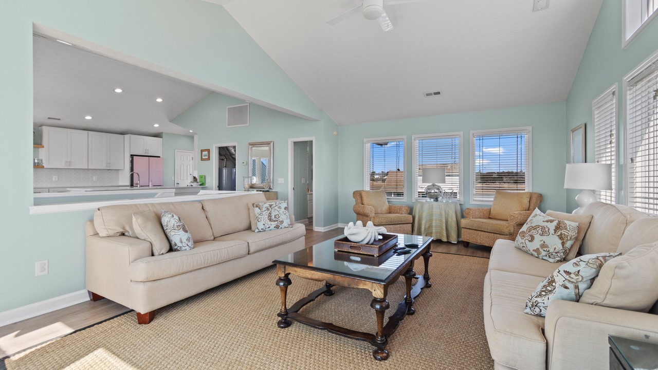 Photo of Livingroom in Holden Beach