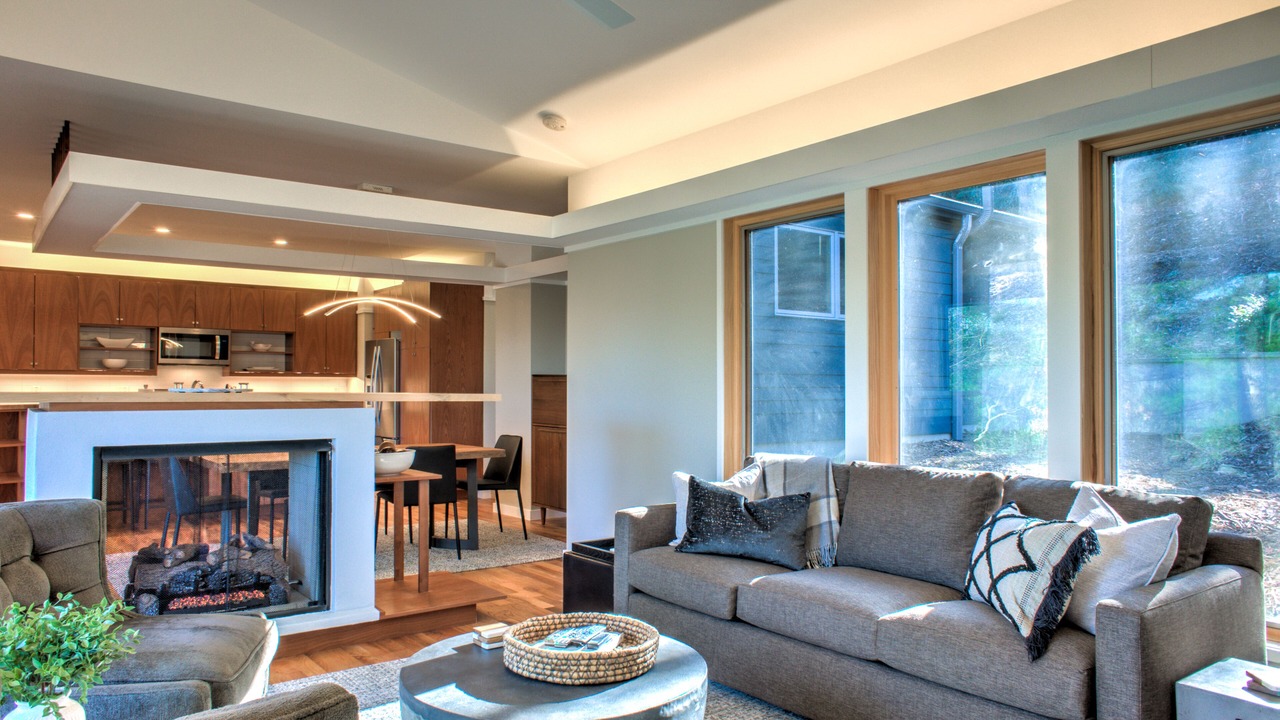 Photo of Livingroom in Royal Pines