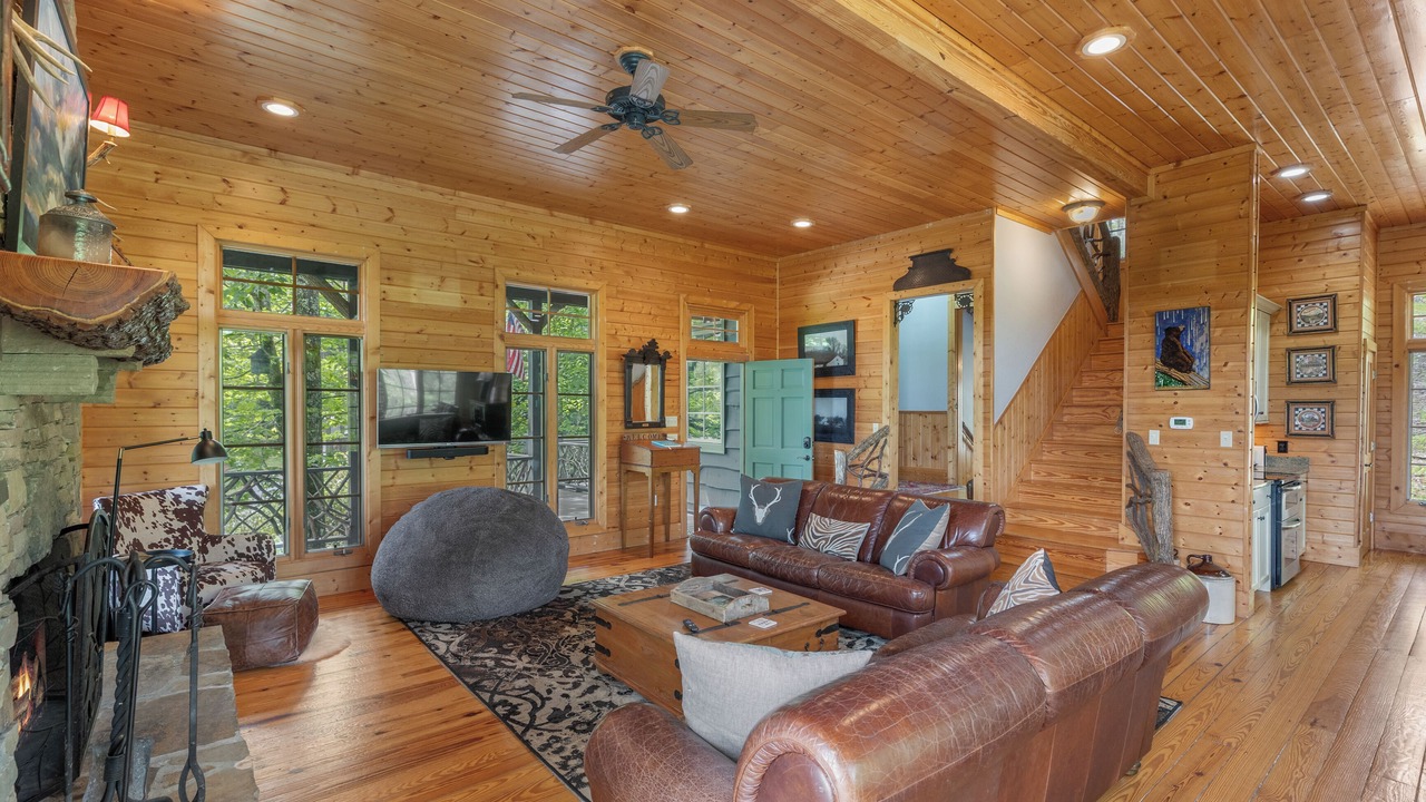 Photo of Bedroom in Cashiers
