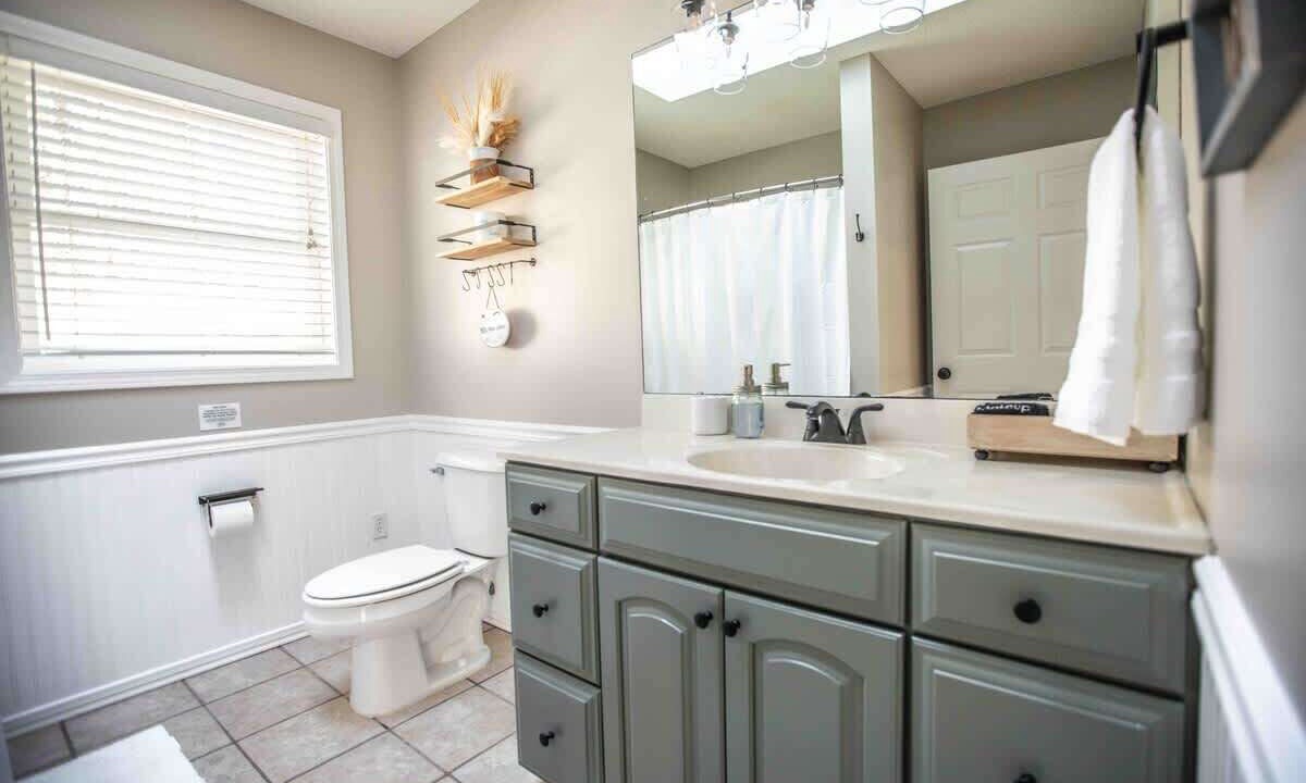 Photo of Bathroom in Hendersonville