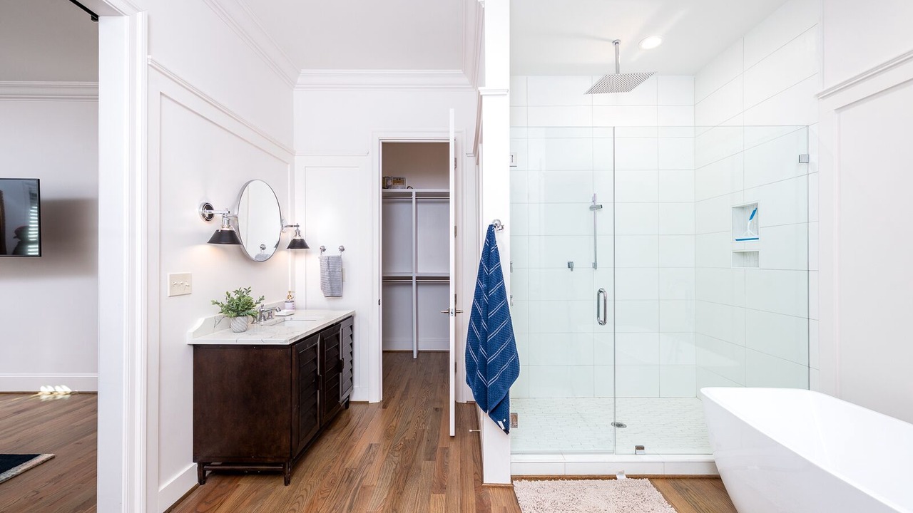Photo of Bathroom in Oakhurst