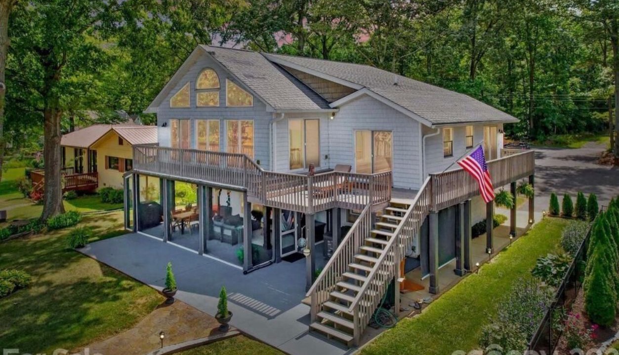 Photo of Outdoor in Southmont