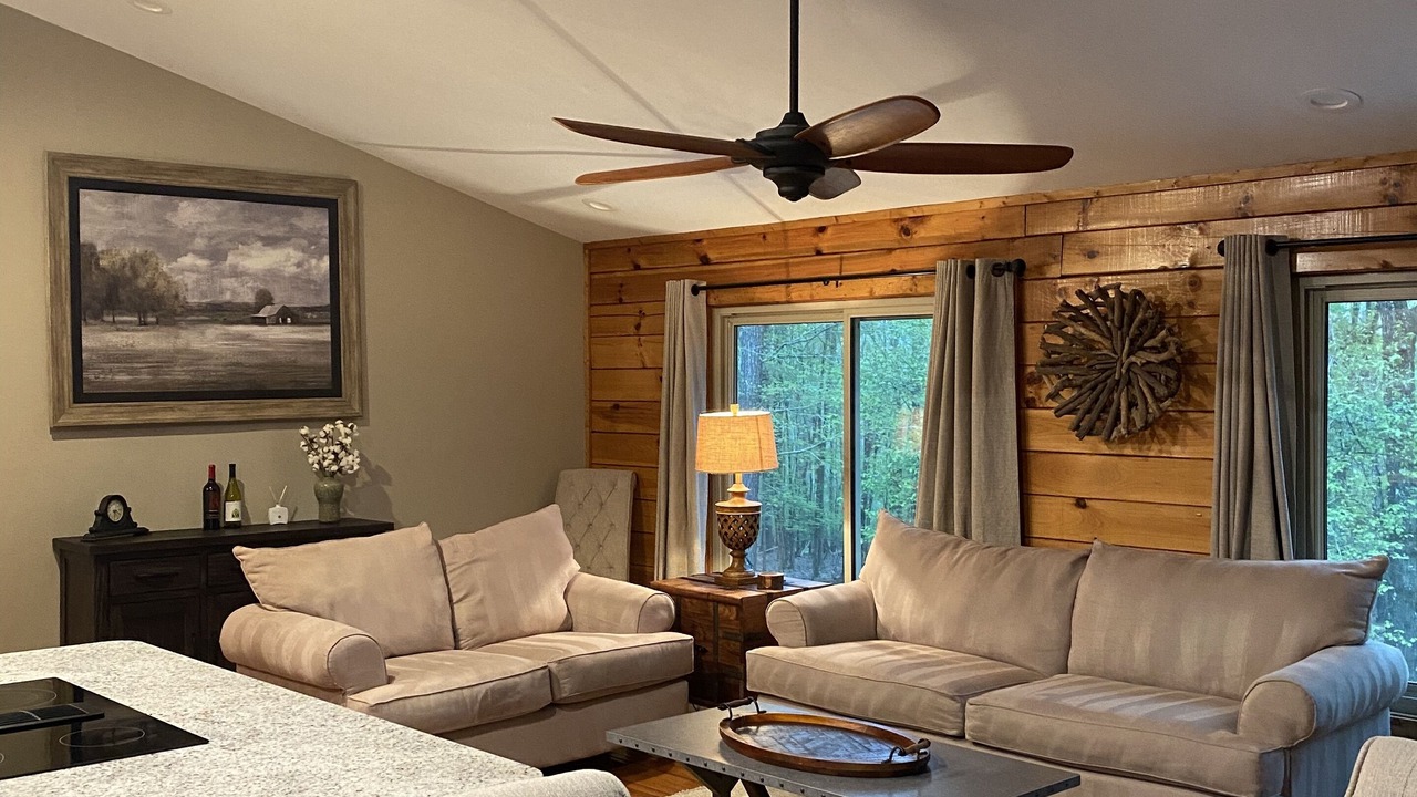 Photo of Livingroom in Bynum