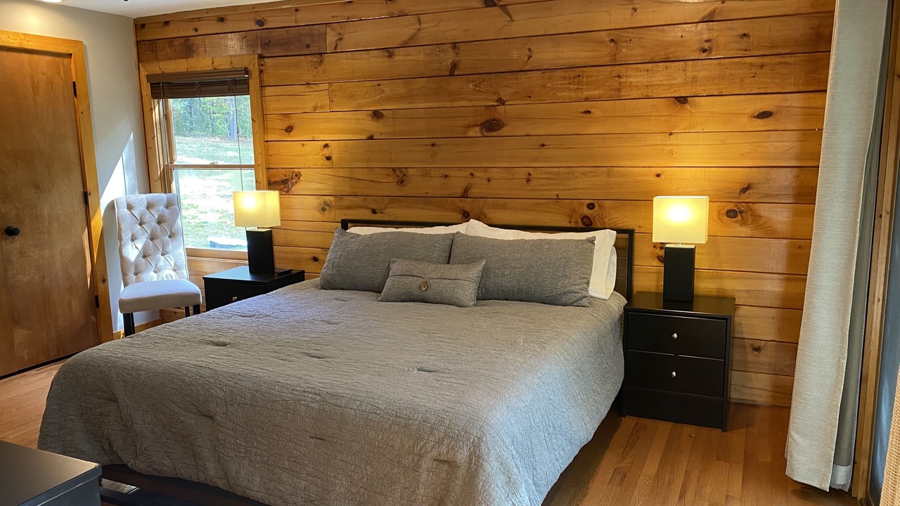 Photo of Bedroom in Bynum