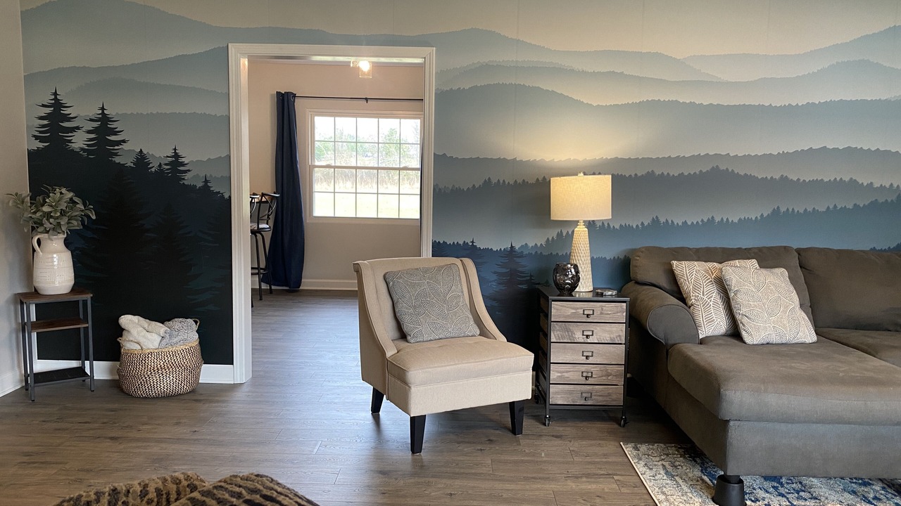 Photo of Bedroom in Hendersonville