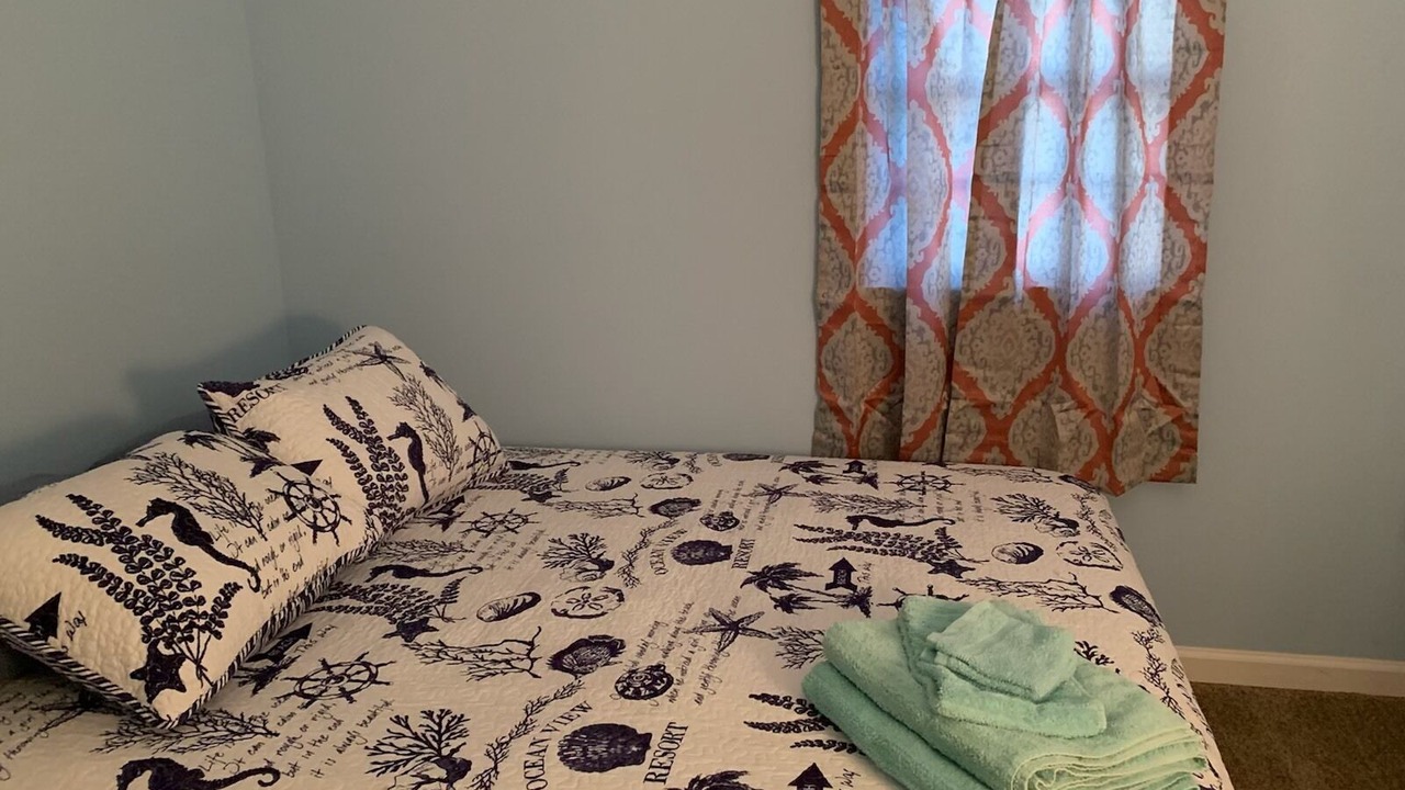 Photo of Bedroom in East Ocean View