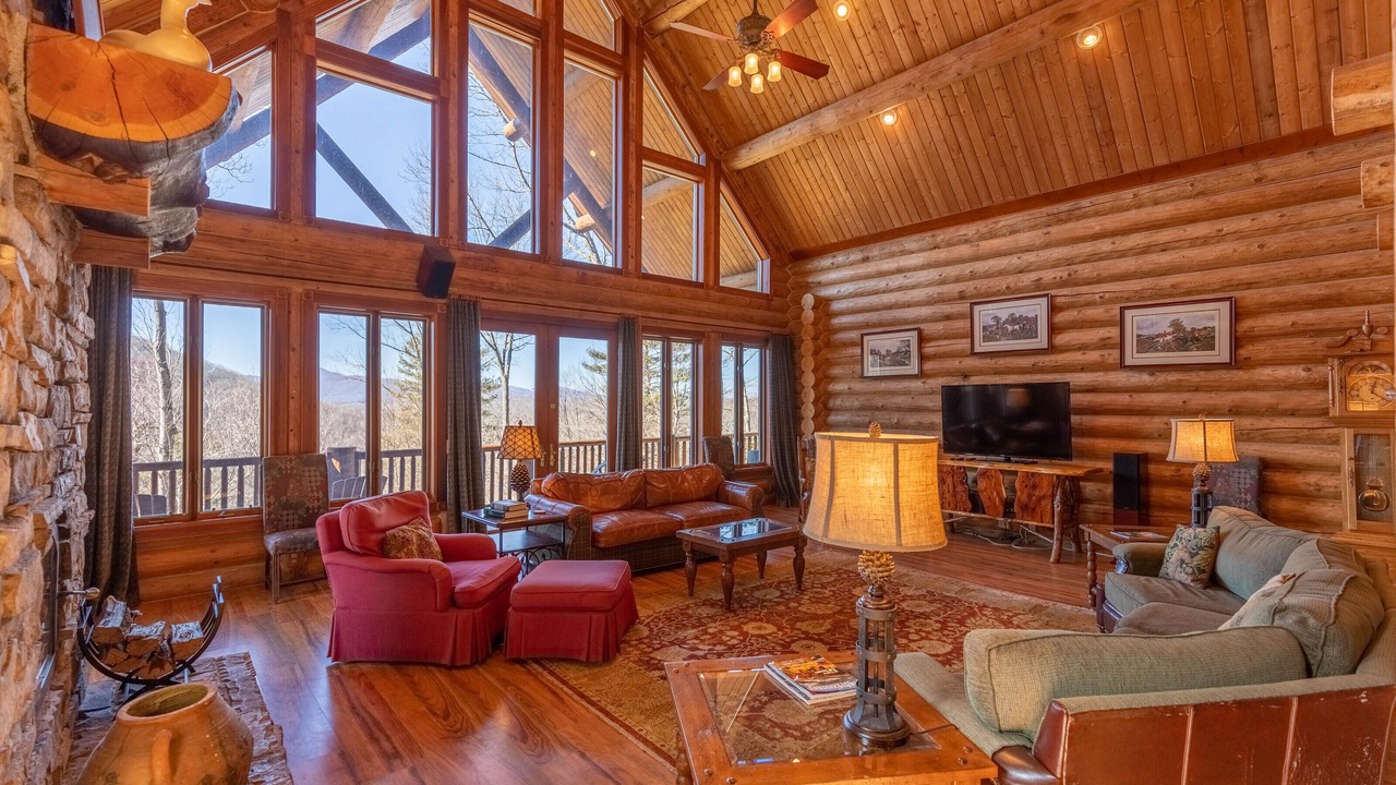 Photo of Livingroom in Blowing Rock