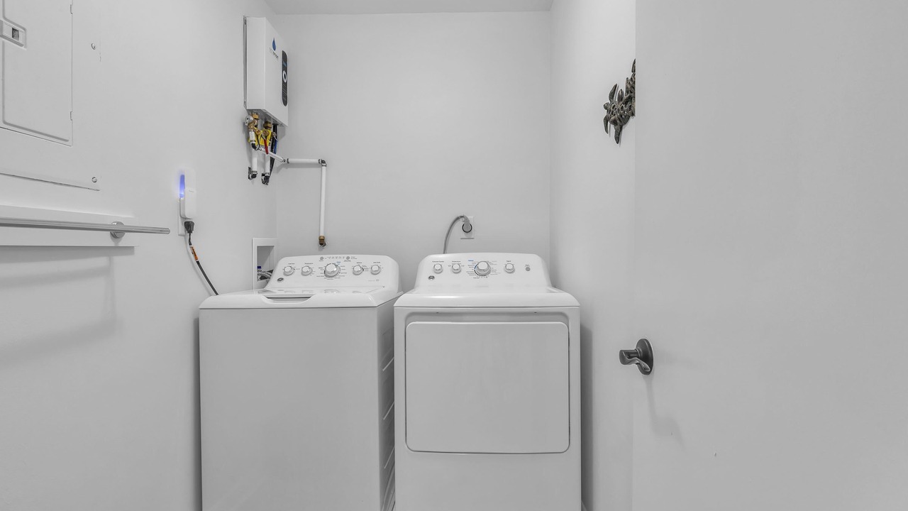 Photo of Bedroom in Caswell Beach