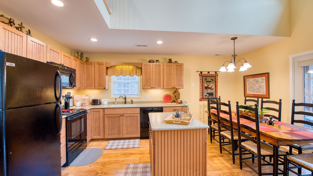 Photo of Kitchen in Lake Junaluska