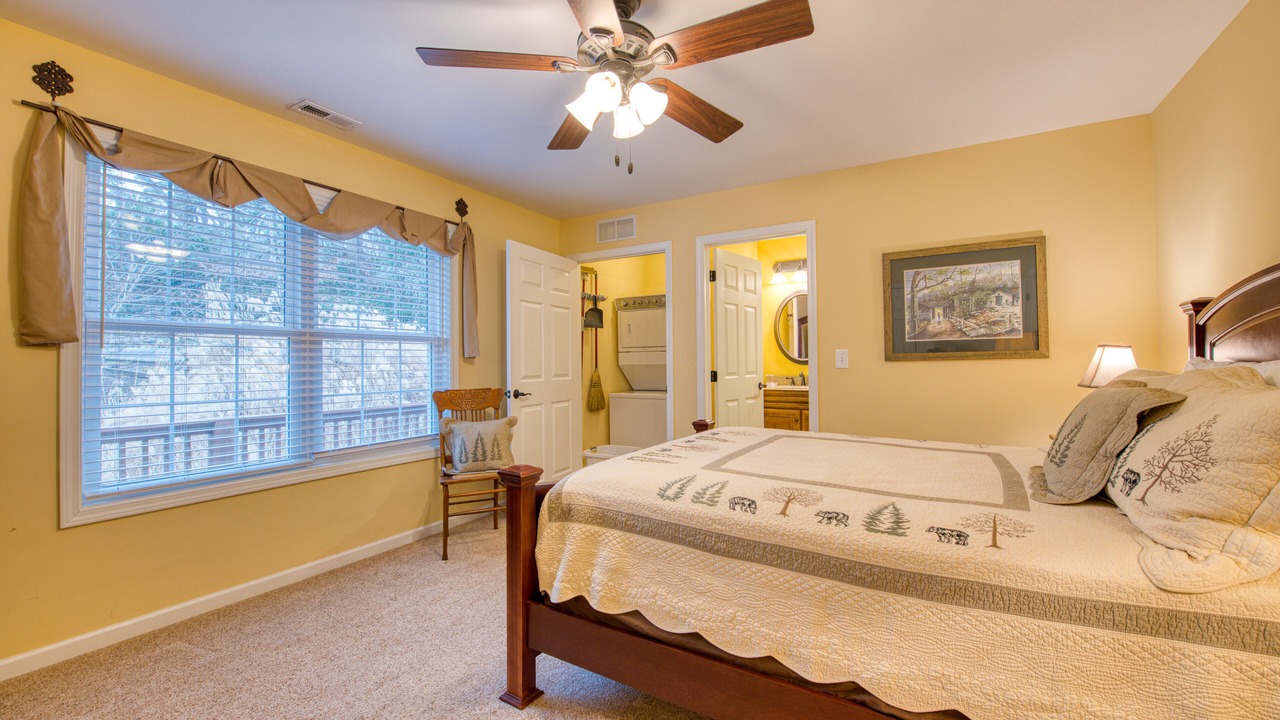 Photo of Bedroom in Lake Junaluska