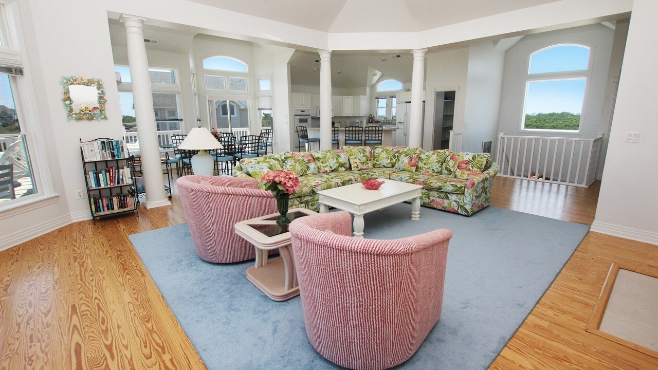 Photo of Livingroom in Pine Island