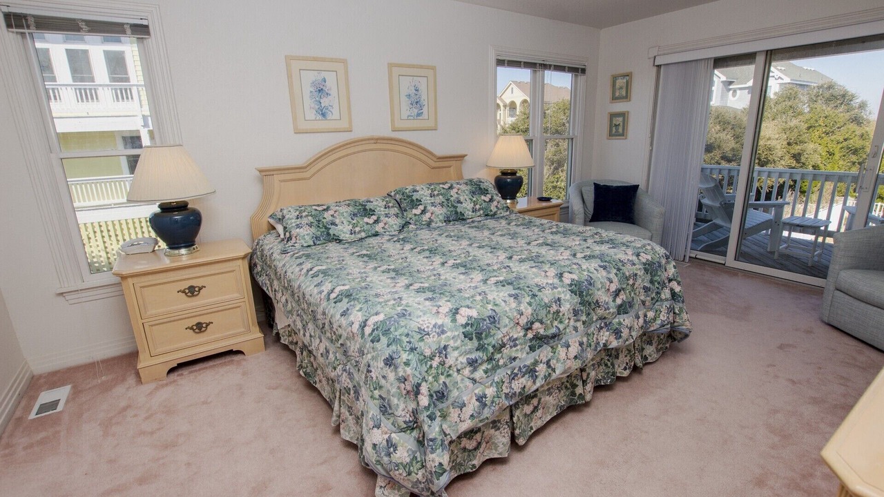 Photo of Bedroom in Pine Island
