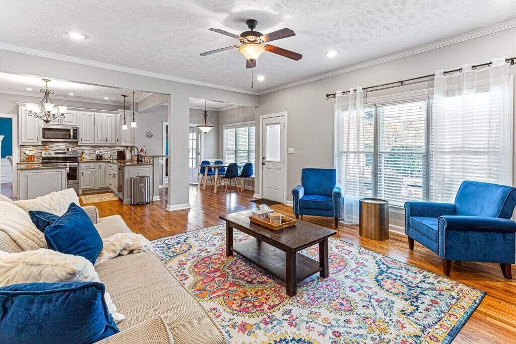 Photo of Livingroom in Terry Sanford