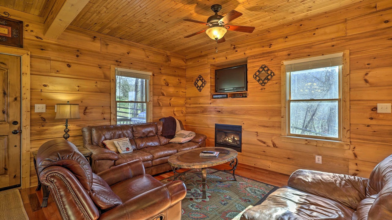 Photo of Livingroom in Laurel Springs