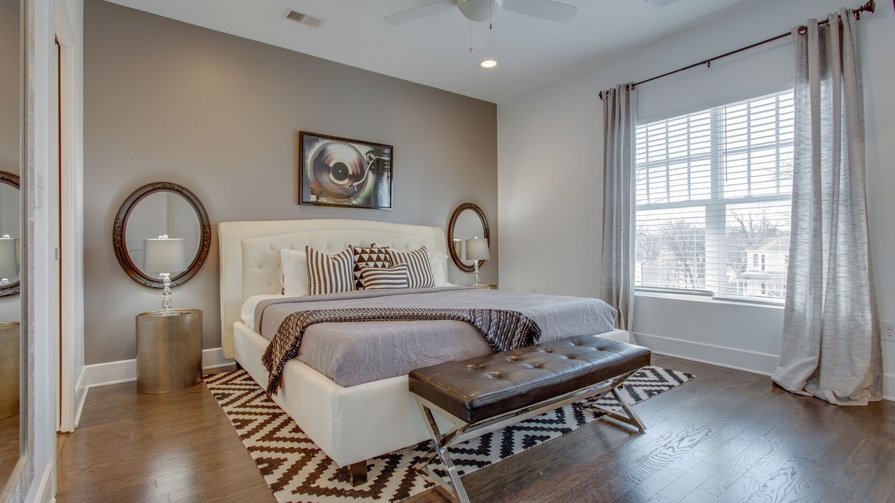 Photo of Bedroom in Historic Waverly