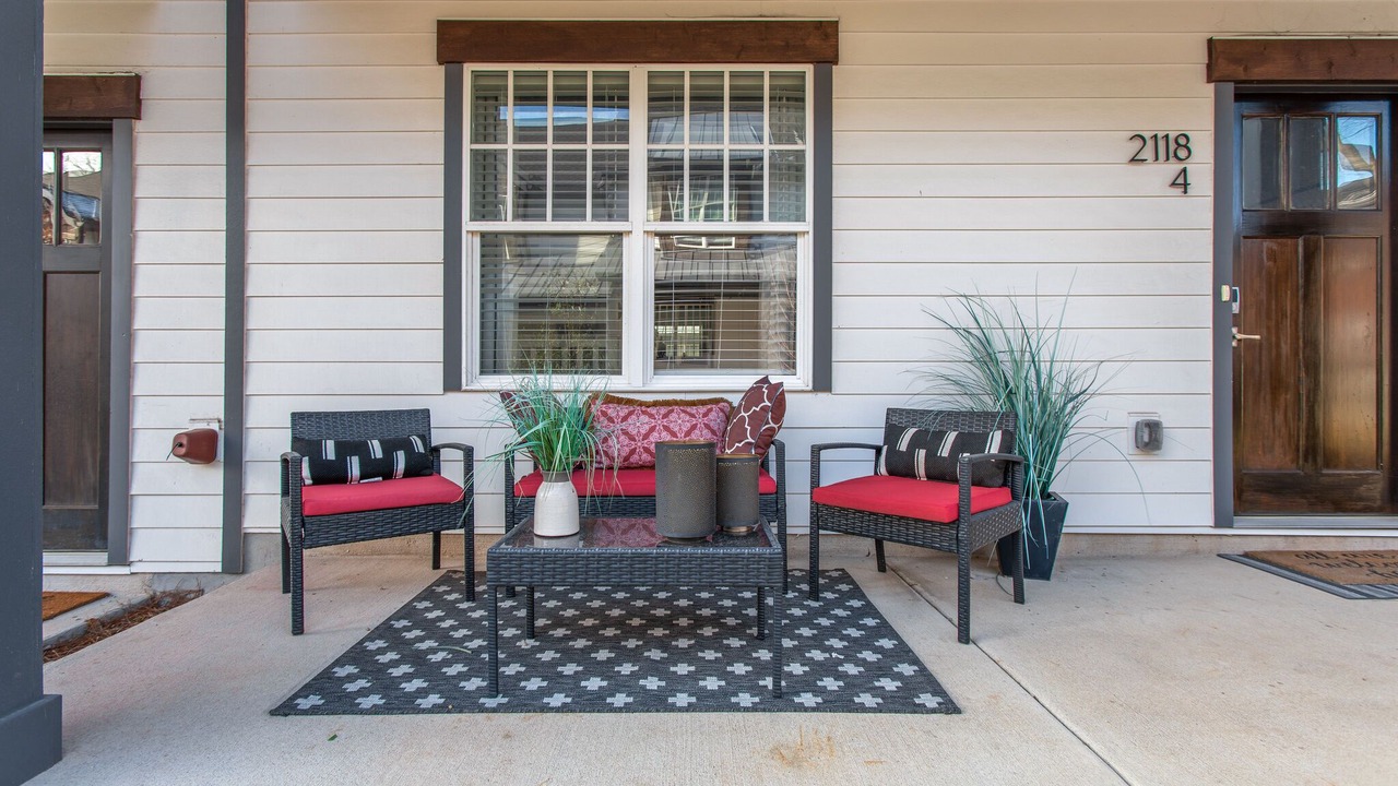 Photo of Patio Balcony in Historic Waverly