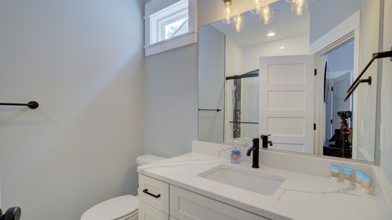 Photo of Bathroom in Corolla Light