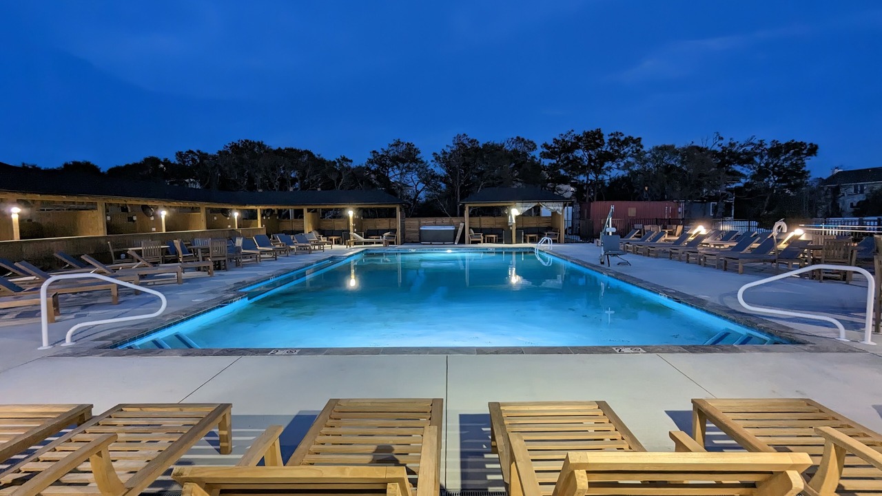 Photo of Outdoor in Corolla Light