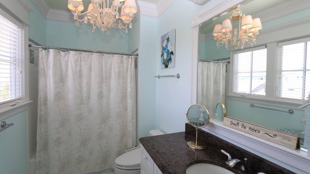 Photo of Bathroom in Wrightsville Beach