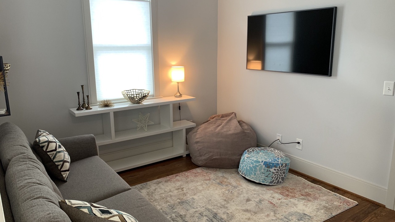Photo of Livingroom in Southwest Raleigh