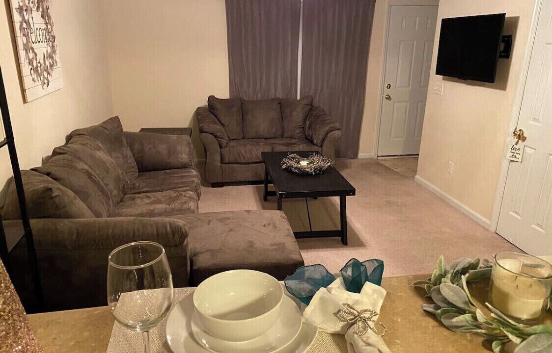 Photo of Livingroom in Jacksonville