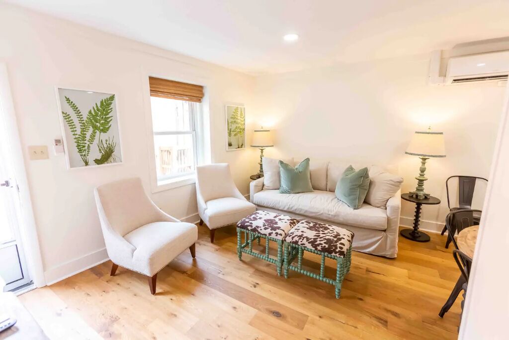 Photo of Livingroom in Blowing Rock