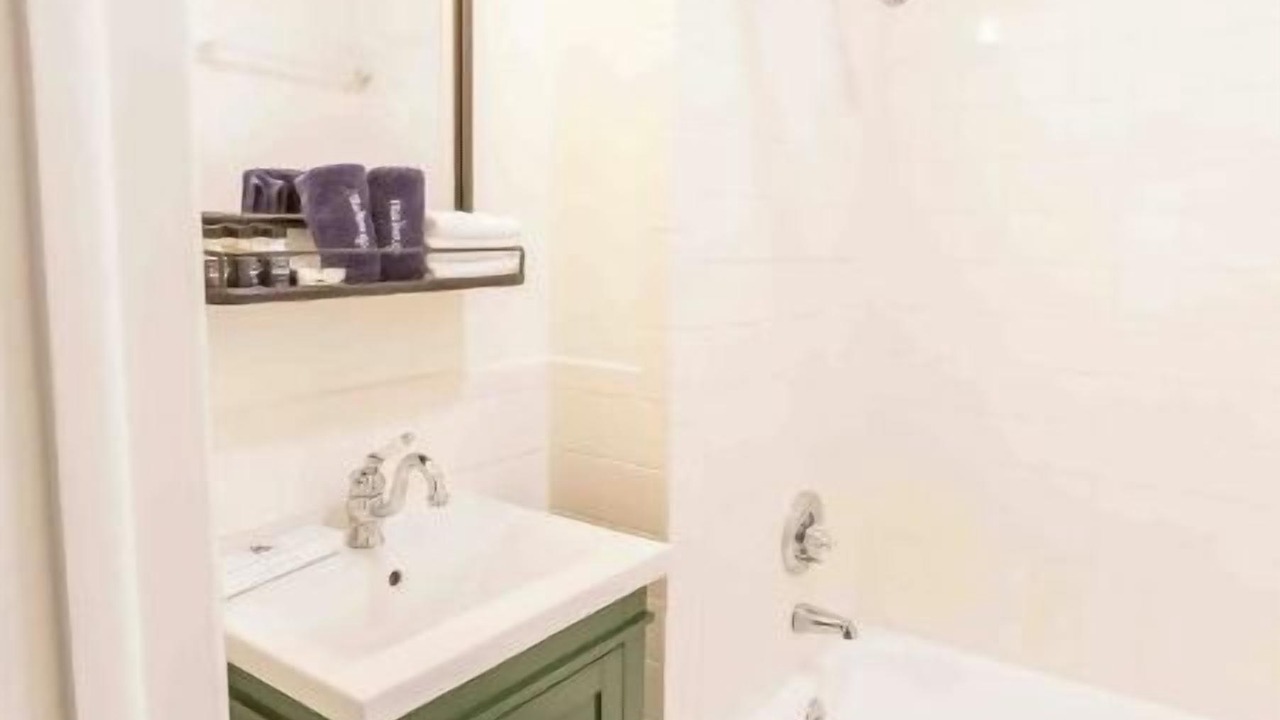 Photo of Bathroom in Blowing Rock