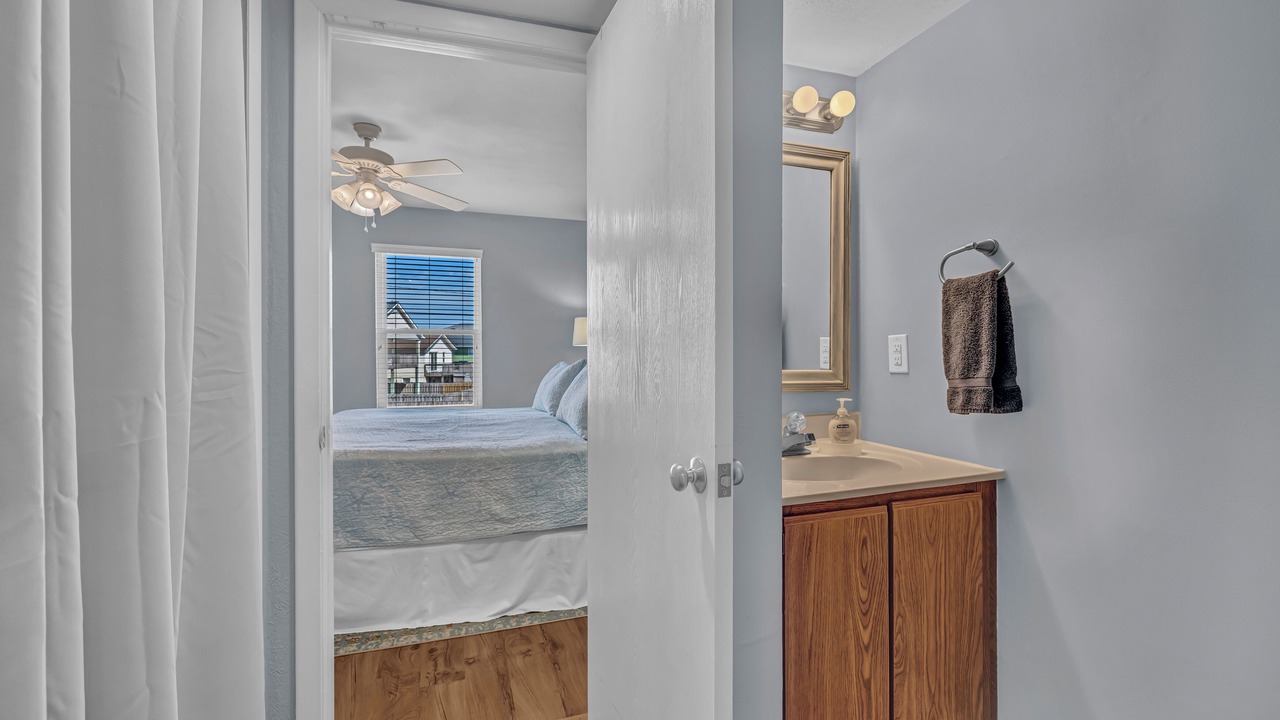 Photo of Bedroom in McCutcheon Field