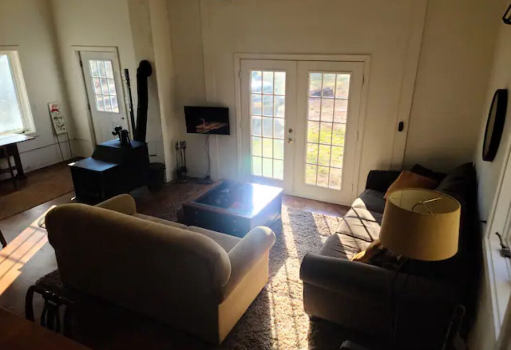 Photo of Livingroom in Morganton