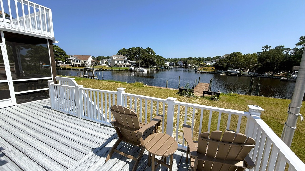 Photo of Patio Balcony in Colington Harbour