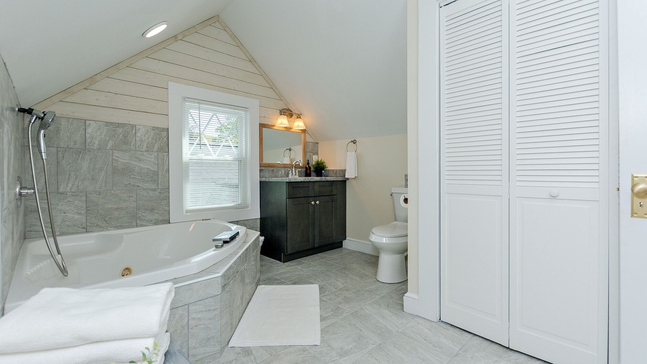 Photo of Bathroom in Thomasville