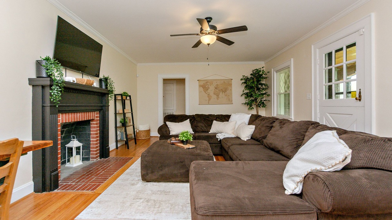 Photo of Livingroom in Thomasville