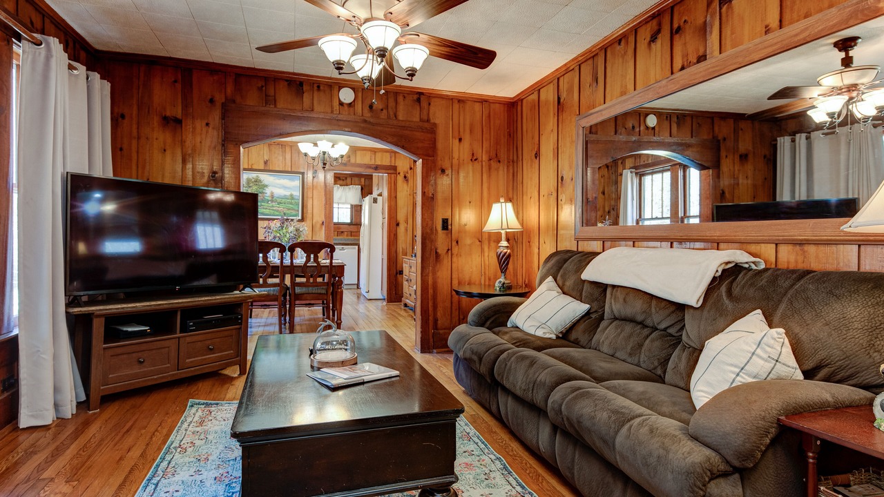 Photo of Livingroom in Rosman