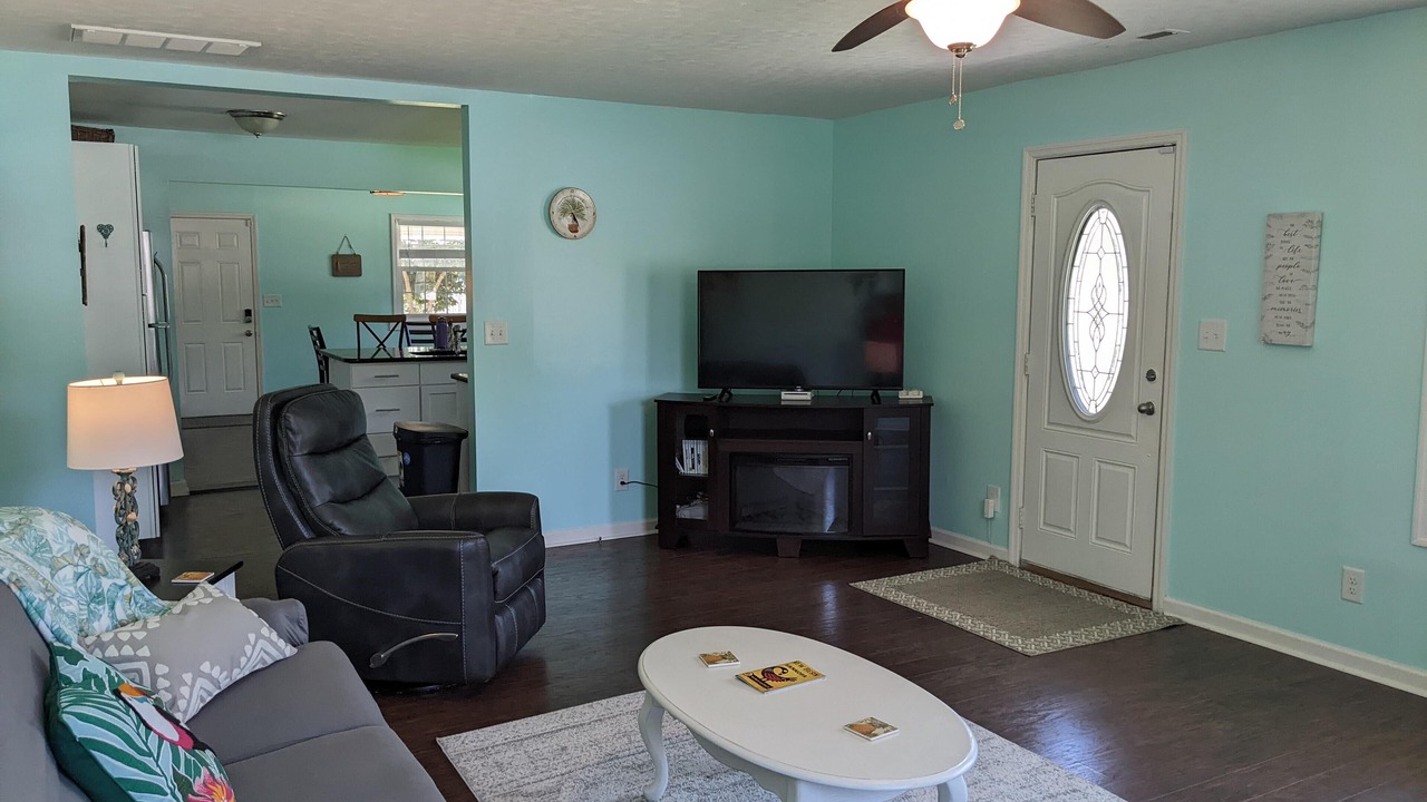 Photo of Livingroom in New Bern