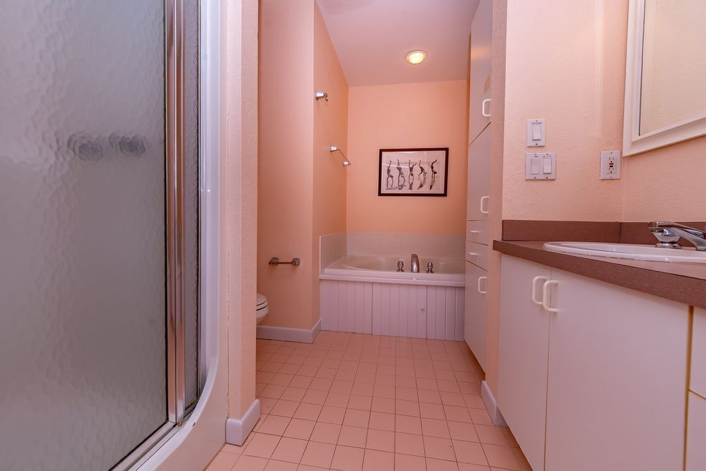 Photo of Bathroom in Ocean Hill