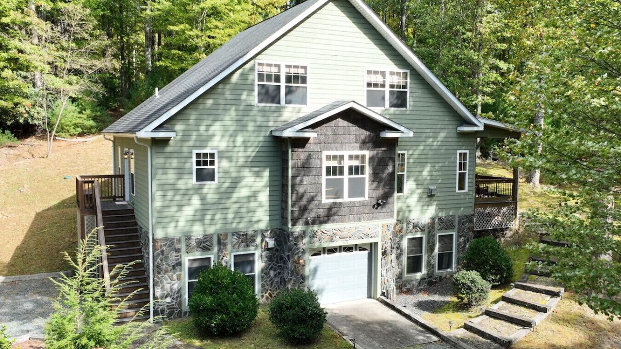 Photo of Outdoor in Deep Gap